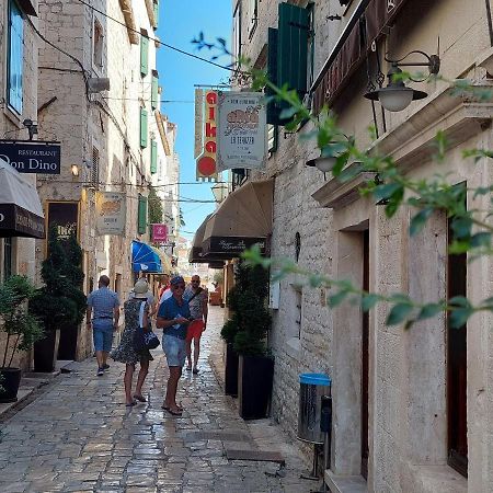 Apartments Old Town Trogir Exterior photo