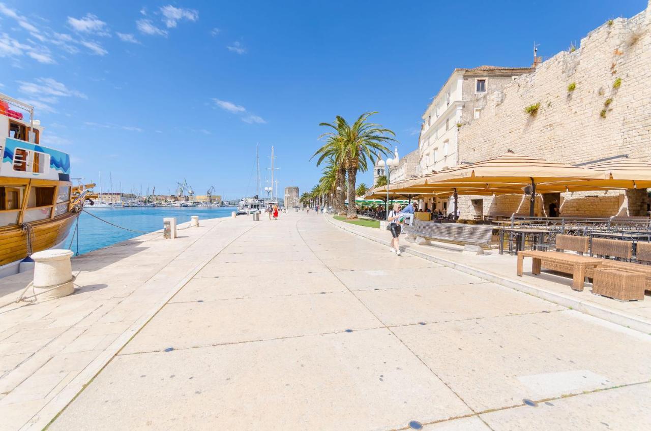 Apartments Old Town Trogir Exterior photo